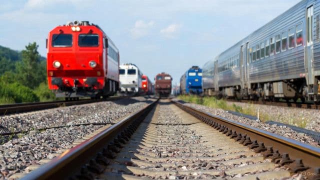 Albanese government backs $10B for Victoria's suburban rail loop