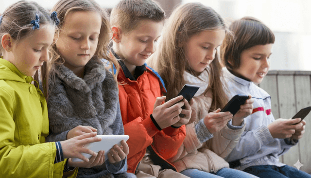 Australia threatens action against AI gatekeeper services