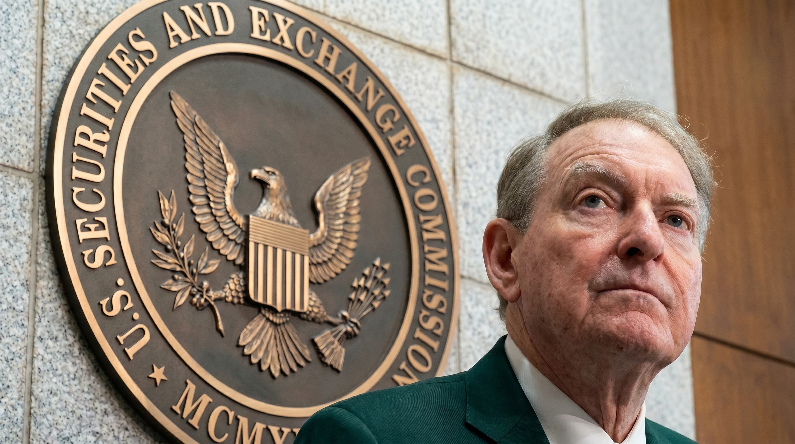 SEC sets August 24 Bitcoin options deadline