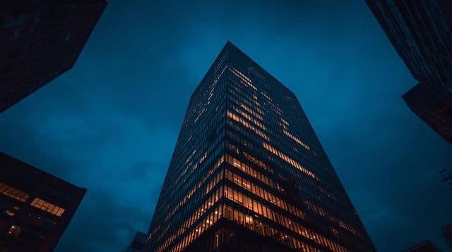 Barclays explores blockchain payment platform