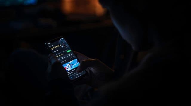 Binance deepfakes spotlight growing AI risk in crypto